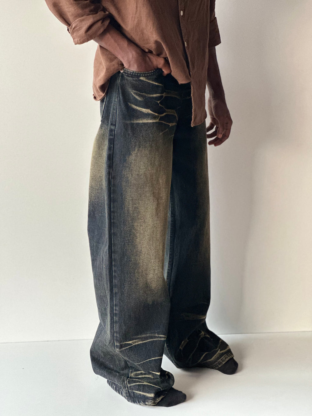 SPIELBERG Vintage Lightning Fade Baggy Denim