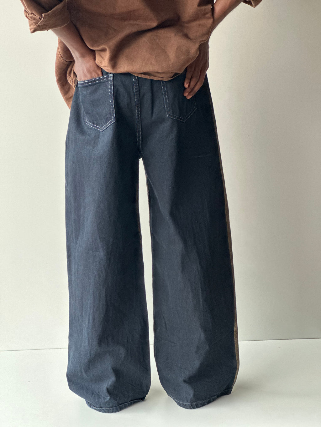 SPIELBERG Metallic Gold Baggy Denim